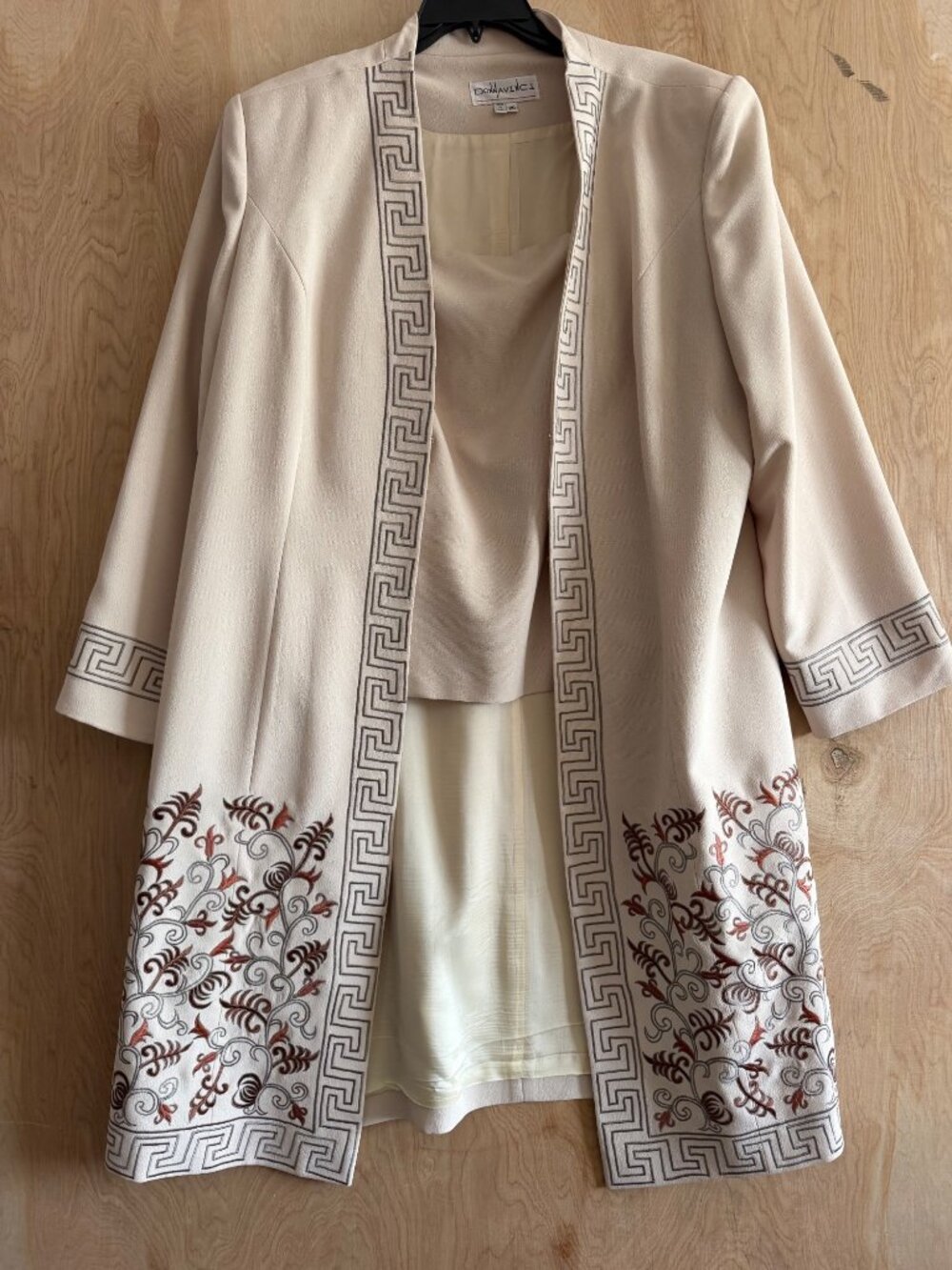 Donna Vinci 3-Pc Skirt Suit Ivory Embroidered Longline Jacket First Lady Sz 20 - Picture 4 of 16